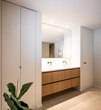 DEEP – Privat residence Belgium 280826